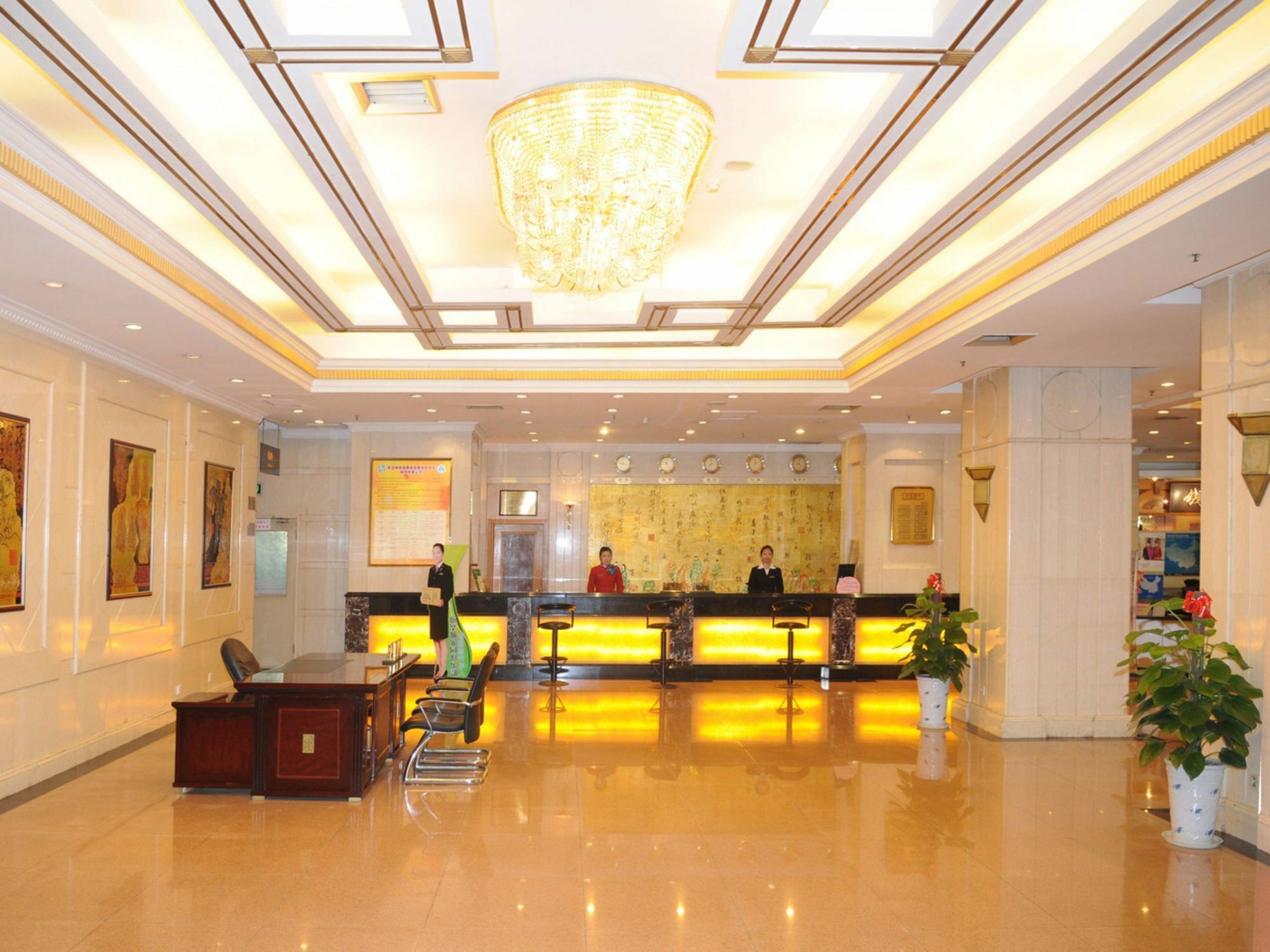 Luoyang Aviation Hotel Exteriör bild